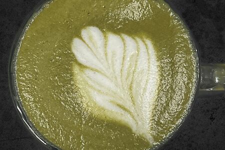 Кокосовая матча с манго