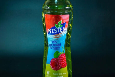 Зеленый чай с малиной