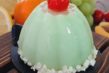 Пирожное муссовое Сливочное с мятой