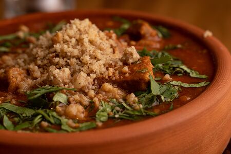 Гаро с орехами