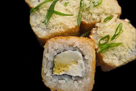 Жареный ролл Четыре сыра