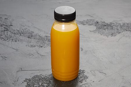 Свежевыжатый ананасовый сок