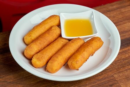 Жареное молоко с апельсиновым соусом