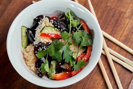 Салат из китайских грибов Му-шу