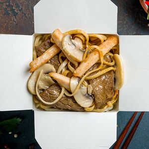 Сытный вок с соусом терияки