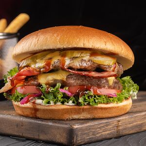 Бургер с двойной говядиной