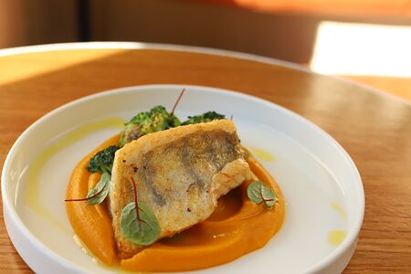 Судак с пюре из батата