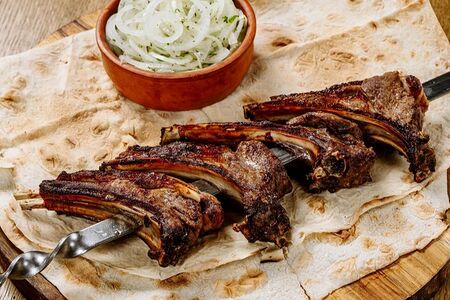 Шашлык из баранины карэ