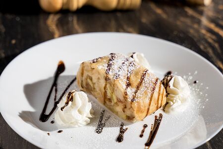 Штрудель яблочный