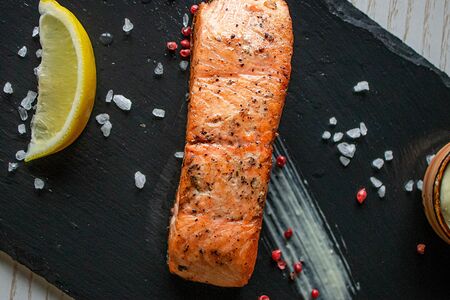 Стейк из лосося