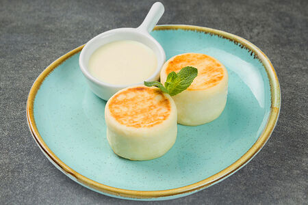 Сырнички со сгущенкой
