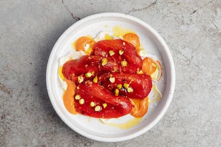 Маринованные перцы с соленым сыром и лимоном