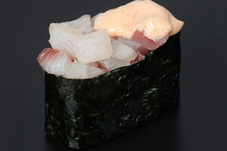 Суши Окунь спайси