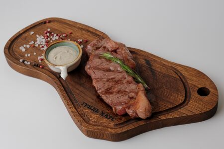 Стейк Нью-Йорк