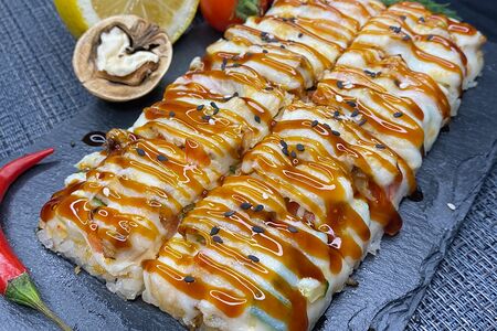 Суши-пицца с курицей