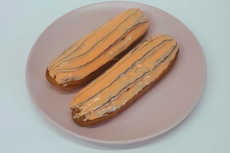 Эклер Манго-маракуйа