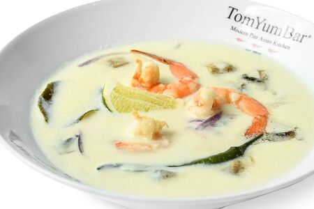 Суп Том Кха с королевскими креветками