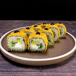 Теплый ролл чука темпура