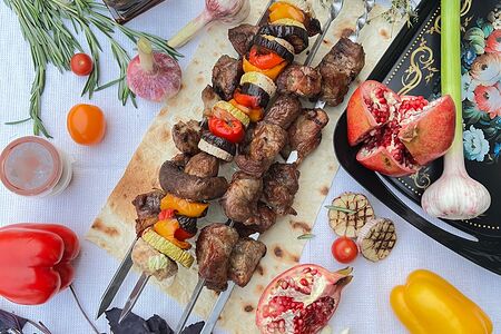 Шашлык из cвинoй шеи