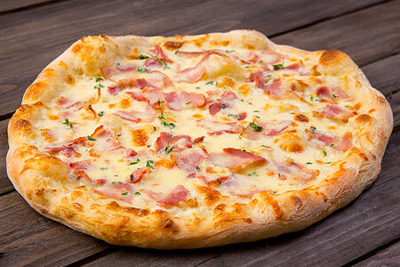 Пицца с беконом и маскарпоне 32 см