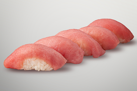 Суши с тунцом