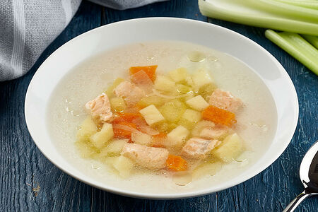 Уха с лососем