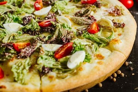 Пицца цезарь