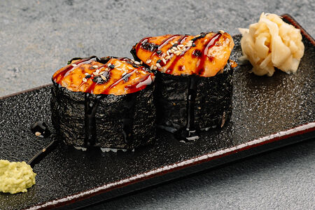 Запеченные суши Тунец