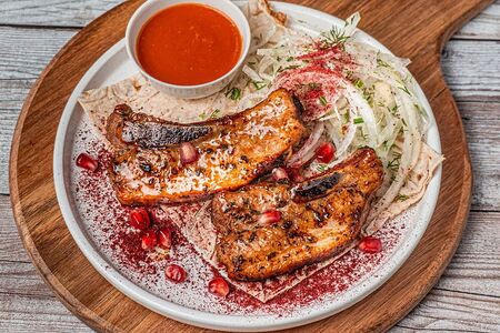 Свиные ребра на мангале