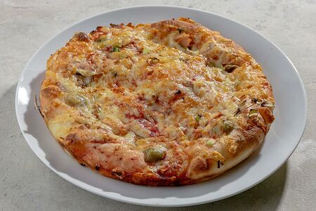 Пицца с красной рыбой