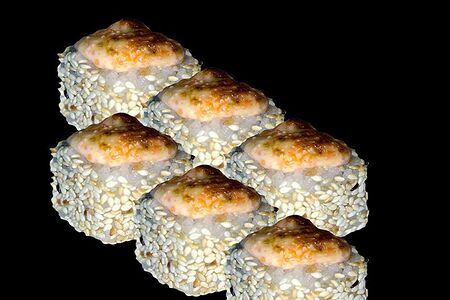 Ролл Калифорния с креветкой запеченная