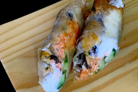 Спринг ролл с мидиями