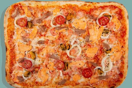 Пицца Большая Морепродукты