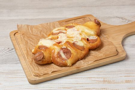 Пикник с сосиской и сыром