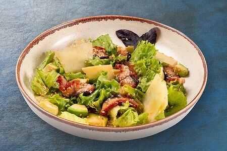 Салат с угрем