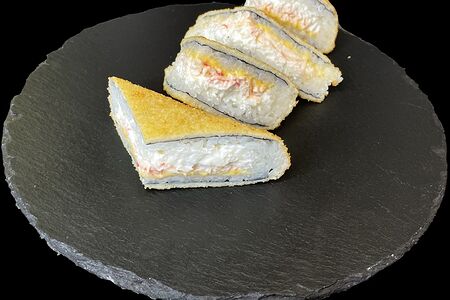 Сэндвич ролл с лососем темпура