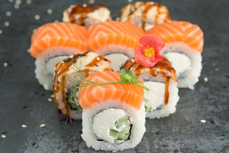 Мини-бикини от Ёбисан