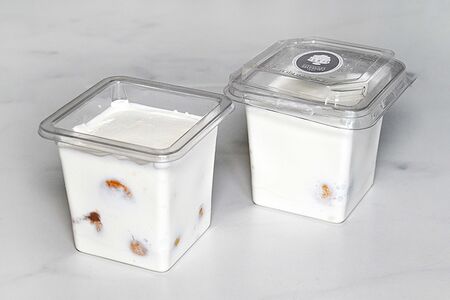 Профитроли шоколадные в ванильном муссе