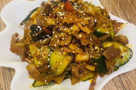 Салат из тушеной говядины