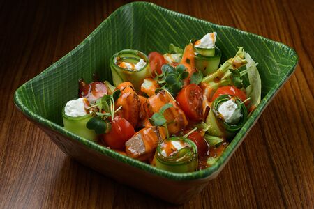 С обожженной семгой