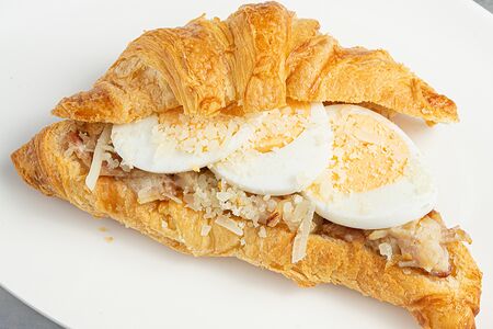 Круассан Карбонара