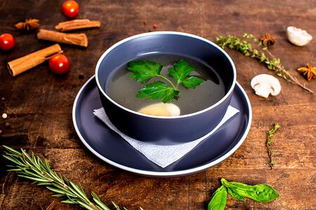 Бульон Куриный с зеленью