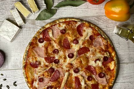 Пицца Мясное ассорти