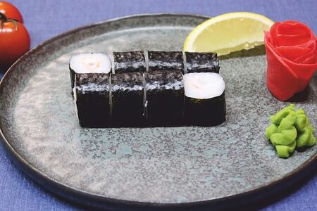 Мини-ролл с креветкой