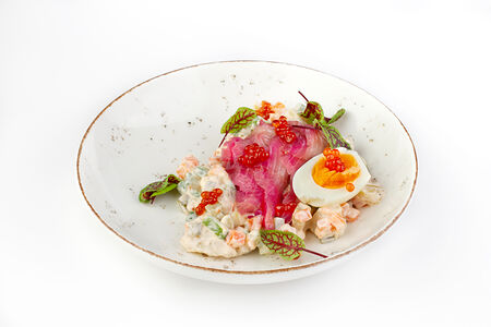 Оливье с малосольным муксуном