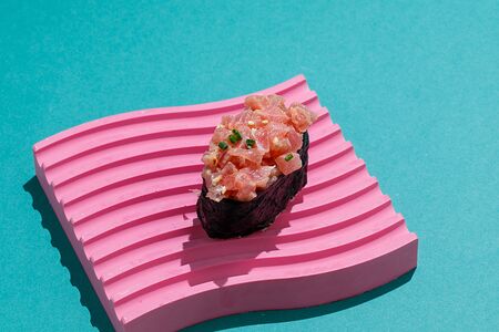 Суши острые Тунец