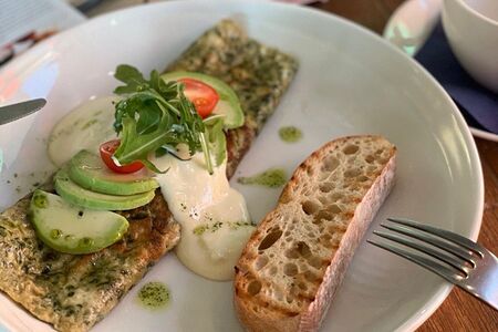 Омлет со шпинатом