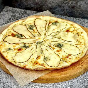 Груша и горгонзола