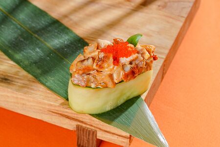 Гункан Унаги спайси