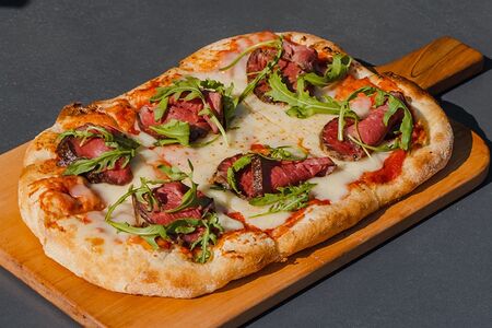 Пицца Ростбиф, руккола